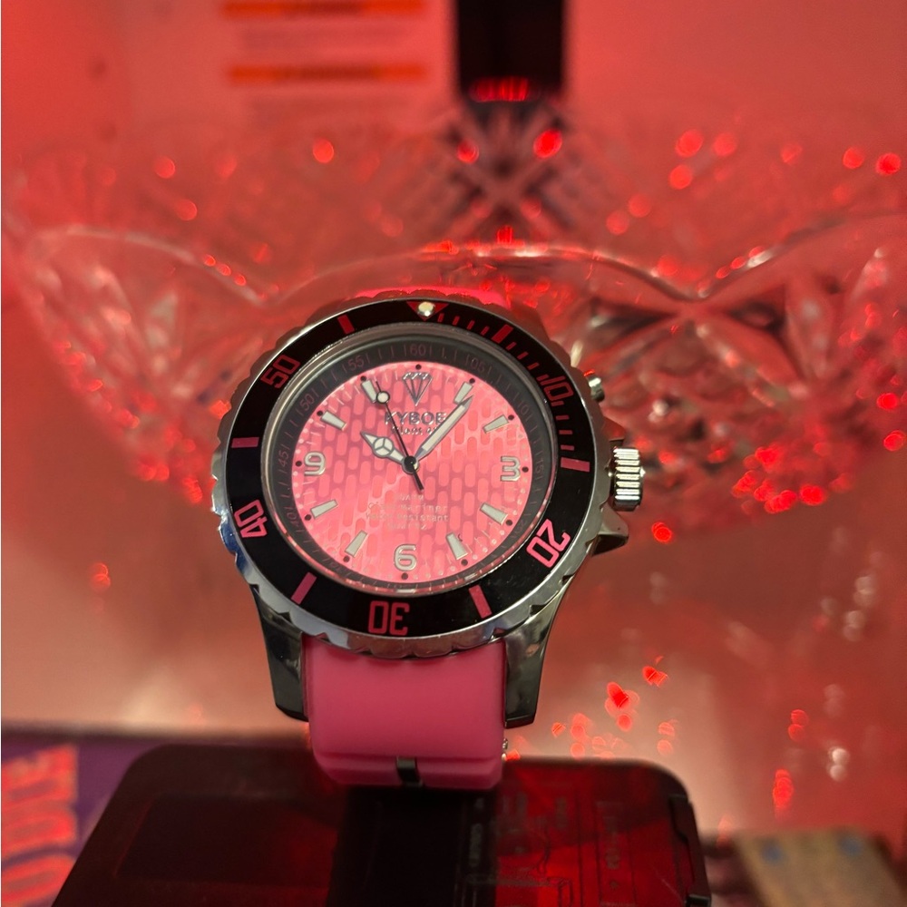 Kyboe! Pink giant mariner water resistant watch.
